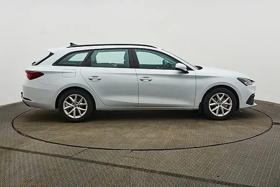 Seat Leon 2025 photo 4