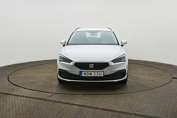 Seat Leon 2025 photo 2