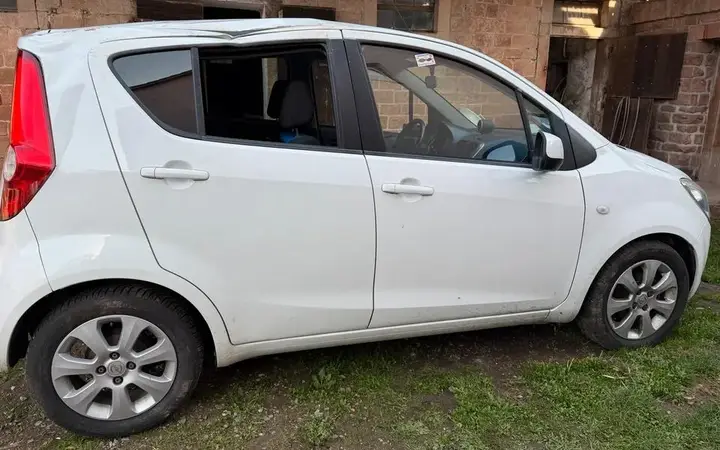 Opel Agila