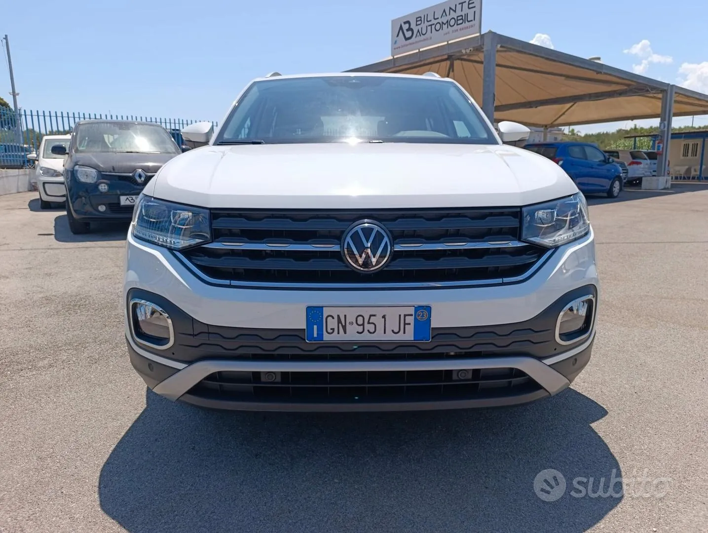 Volkswagen T-Cross 2023 photo 2