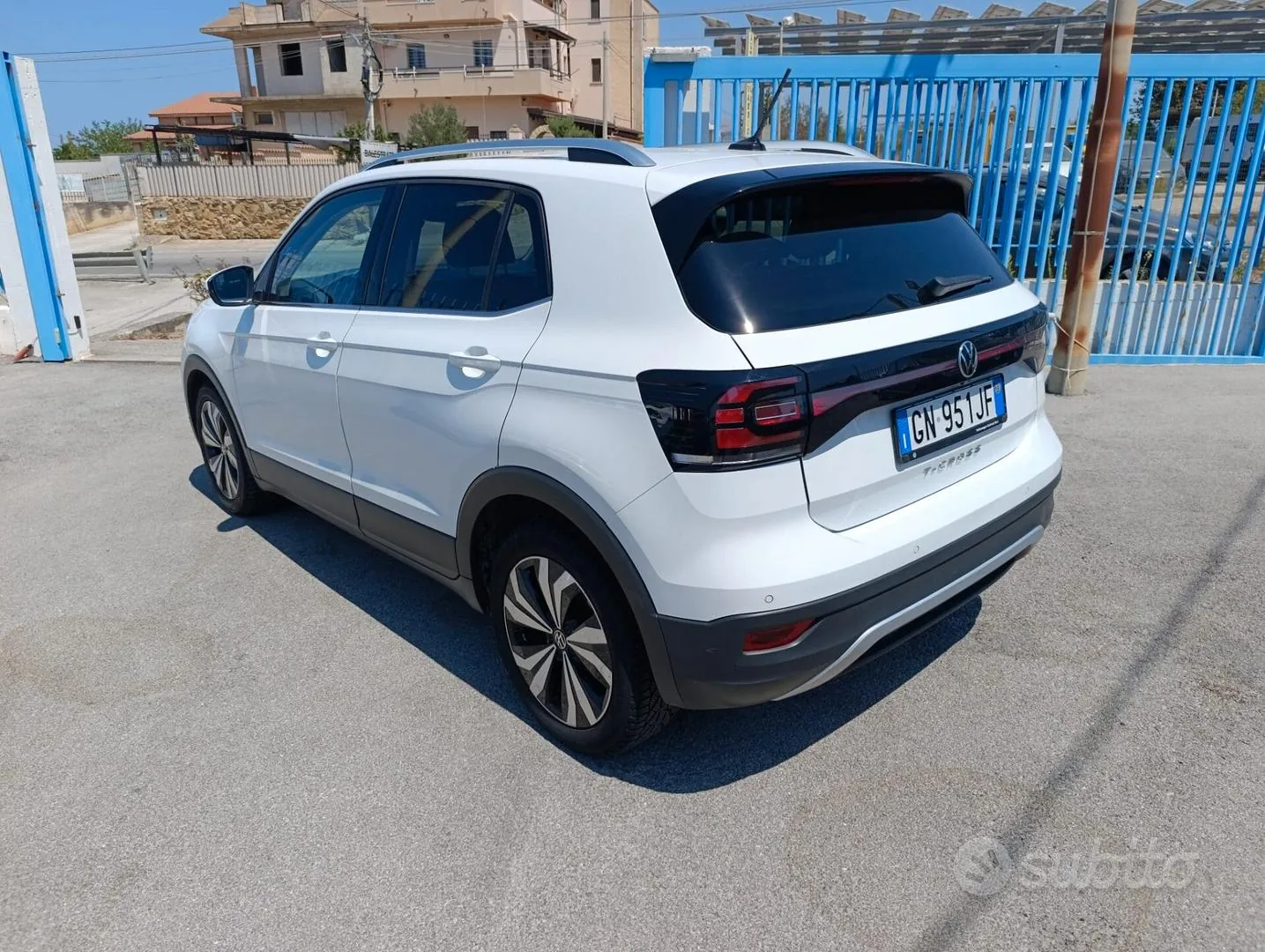 Volkswagen T-Cross 2023 photo 5