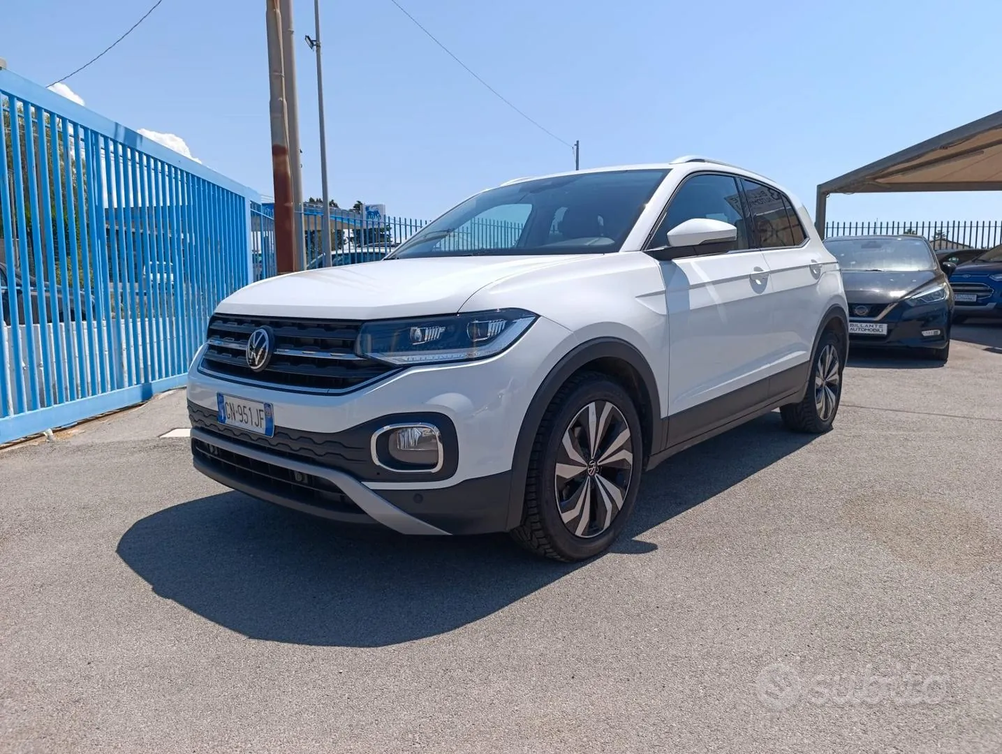 Volkswagen T-Cross 2023 photo 3