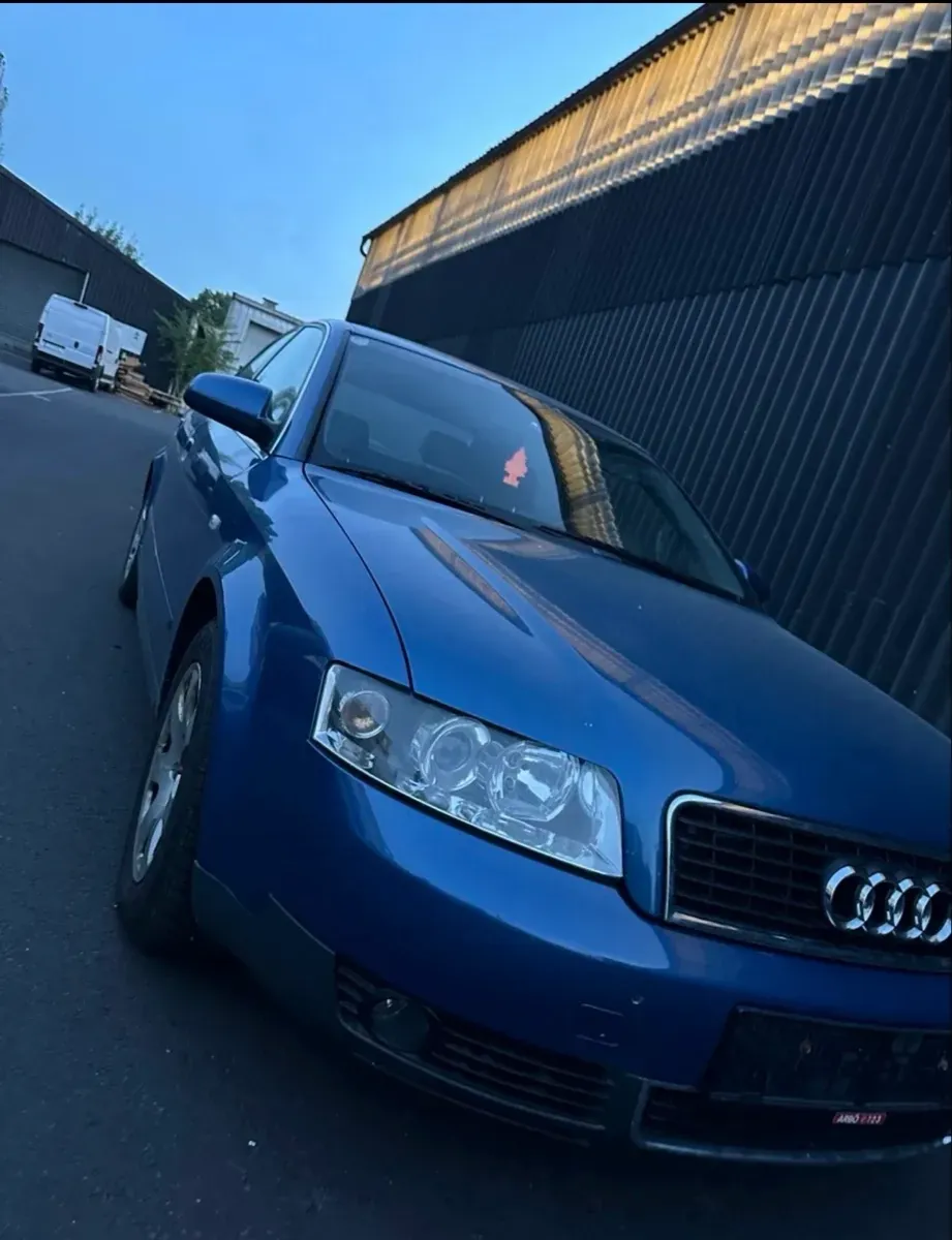 Audi A4 2001 photo 3