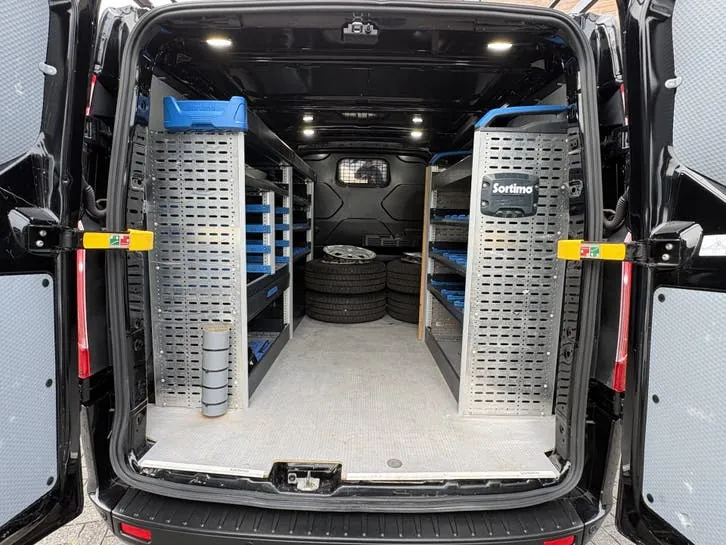 Ford Transit Custom 2020 photo 3