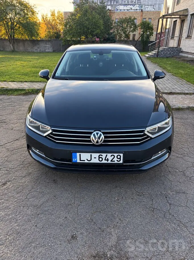 Volkswagen Passat 2018 photo 2
