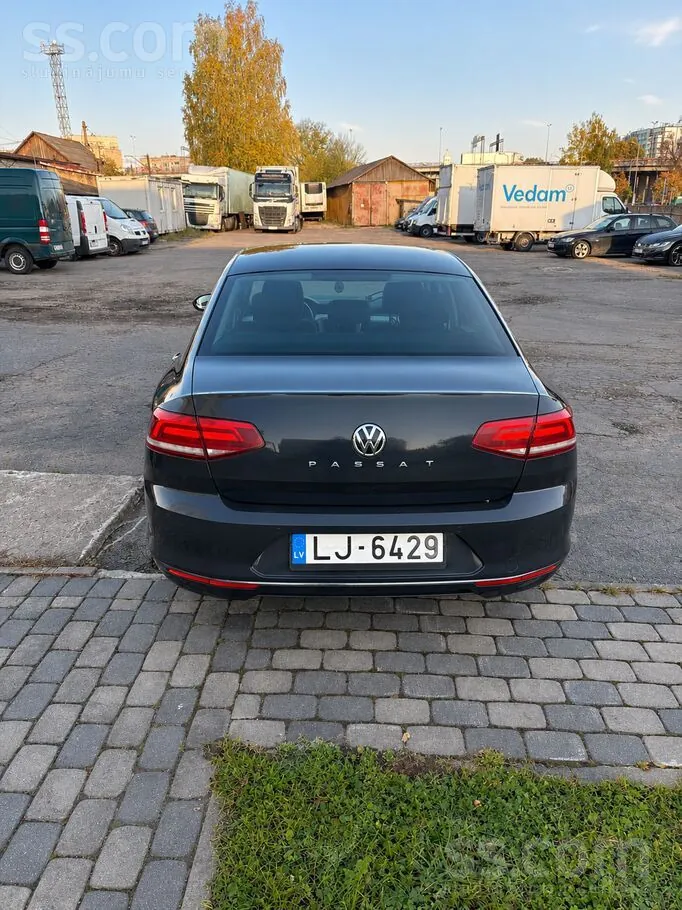 Volkswagen Passat 2018 photo 4