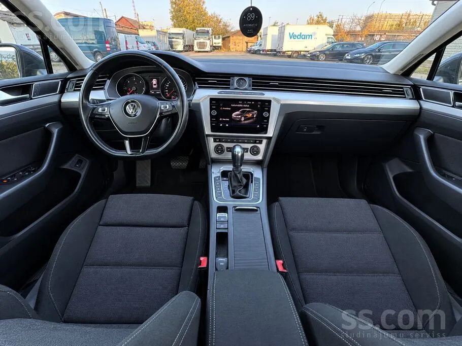 Volkswagen Passat 2018 photo 5