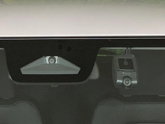 Suzuki Swift 2024 photo 4
