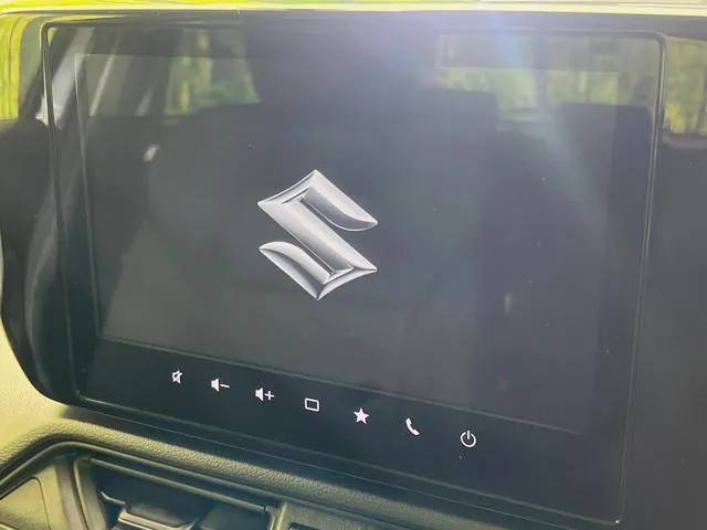 Suzuki Swift 2024 photo 3
