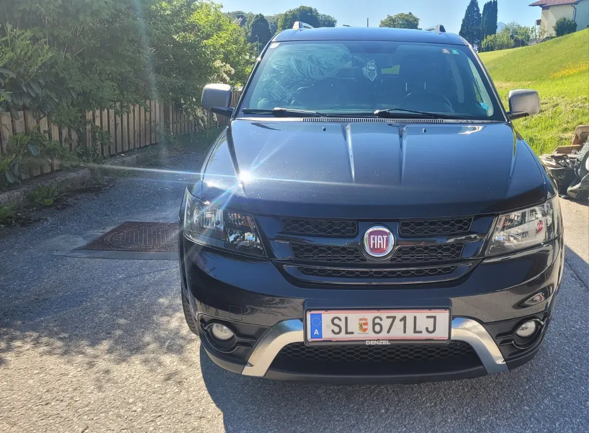 Fiat Freemont 2015 photo 2
