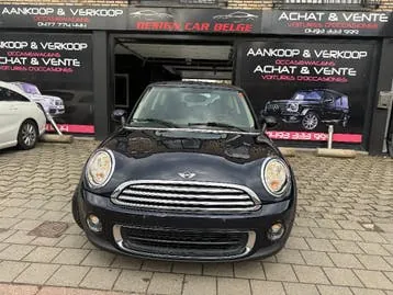 Mini One 2013 photo 2