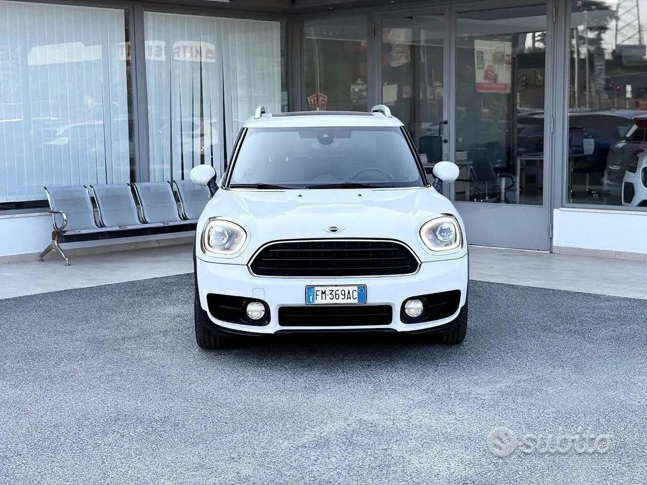 Mini Countryman 2017 photo 2