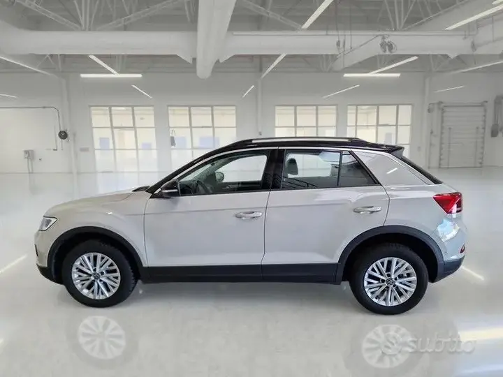 Volkswagen T-Roc 2022 photo 5