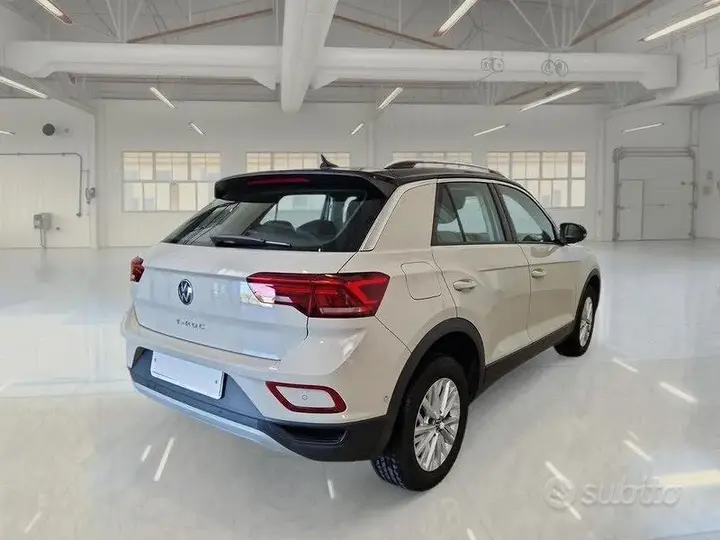 Volkswagen T-Roc 2022 photo 4