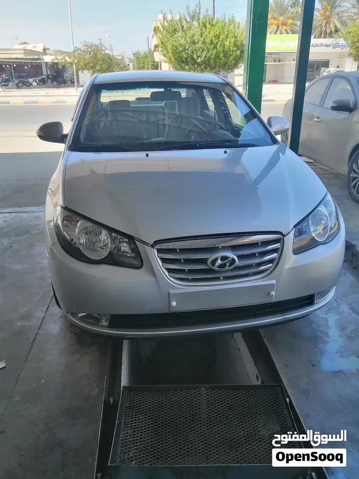 Hyundai Avante 2010 photo 5