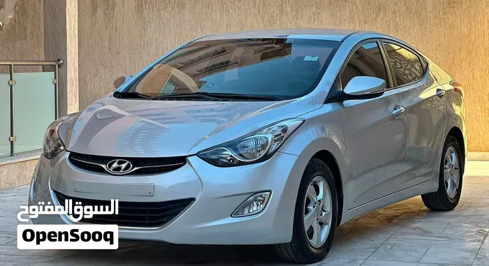 Hyundai Avante 2010 photo 3