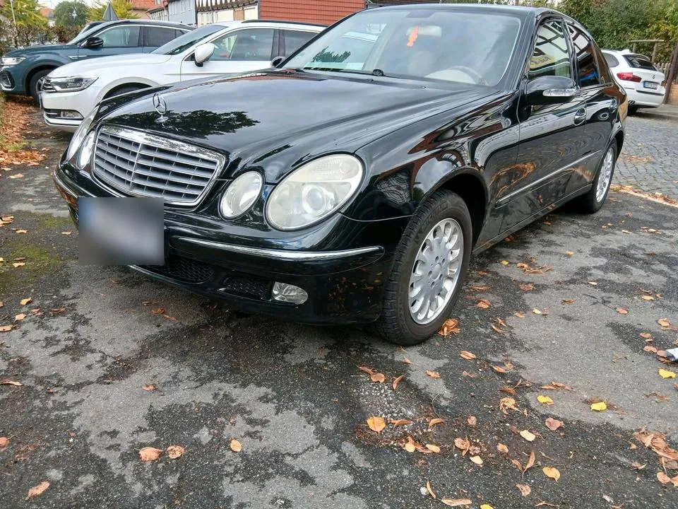 Mercedes-Benz E-Klasse W211
