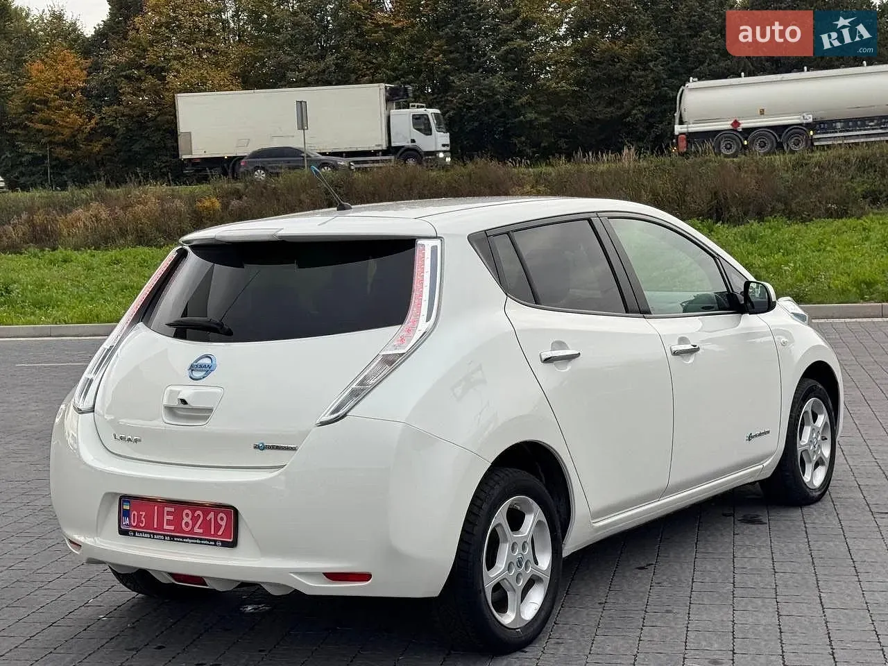 Nissan Leaf 2014 photo 4