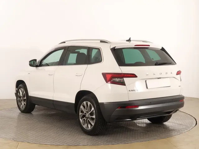 Skoda Karoq 2021 photo 3