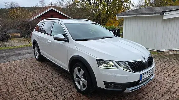 Skoda Octavia Scout 2018 photo 2