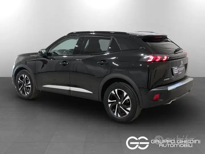 Peugeot 2008 2021 photo 3