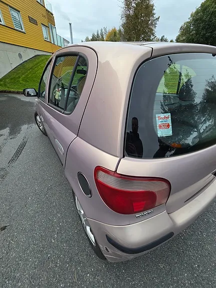 Toyota Yaris 2001 photo 5