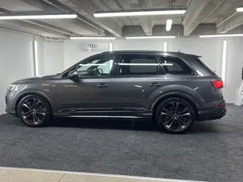 Audi Q7 2025 photo 5