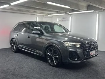 Audi Q7 2025 photo 2