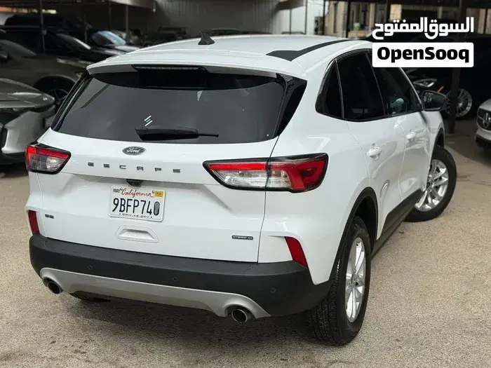 Ford Escape 2022 photo 4