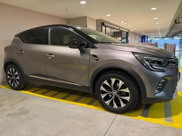 Renault Captur 2024 photo 4