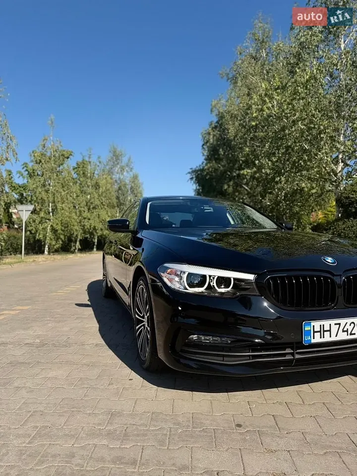 BMW 5 Series 2017 photo 4