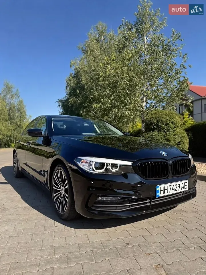 BMW 5 Series 2017 photo 3