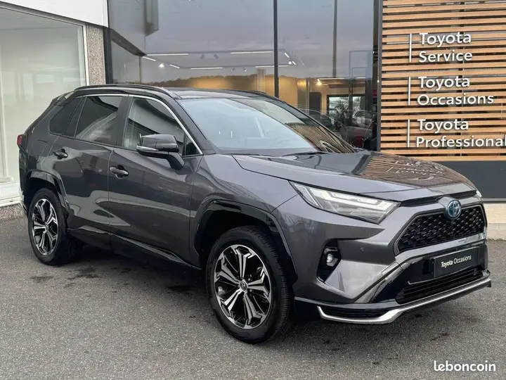 Toyota Rav4 2025 photo 3