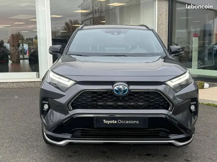 Toyota Rav4 2025 photo 2