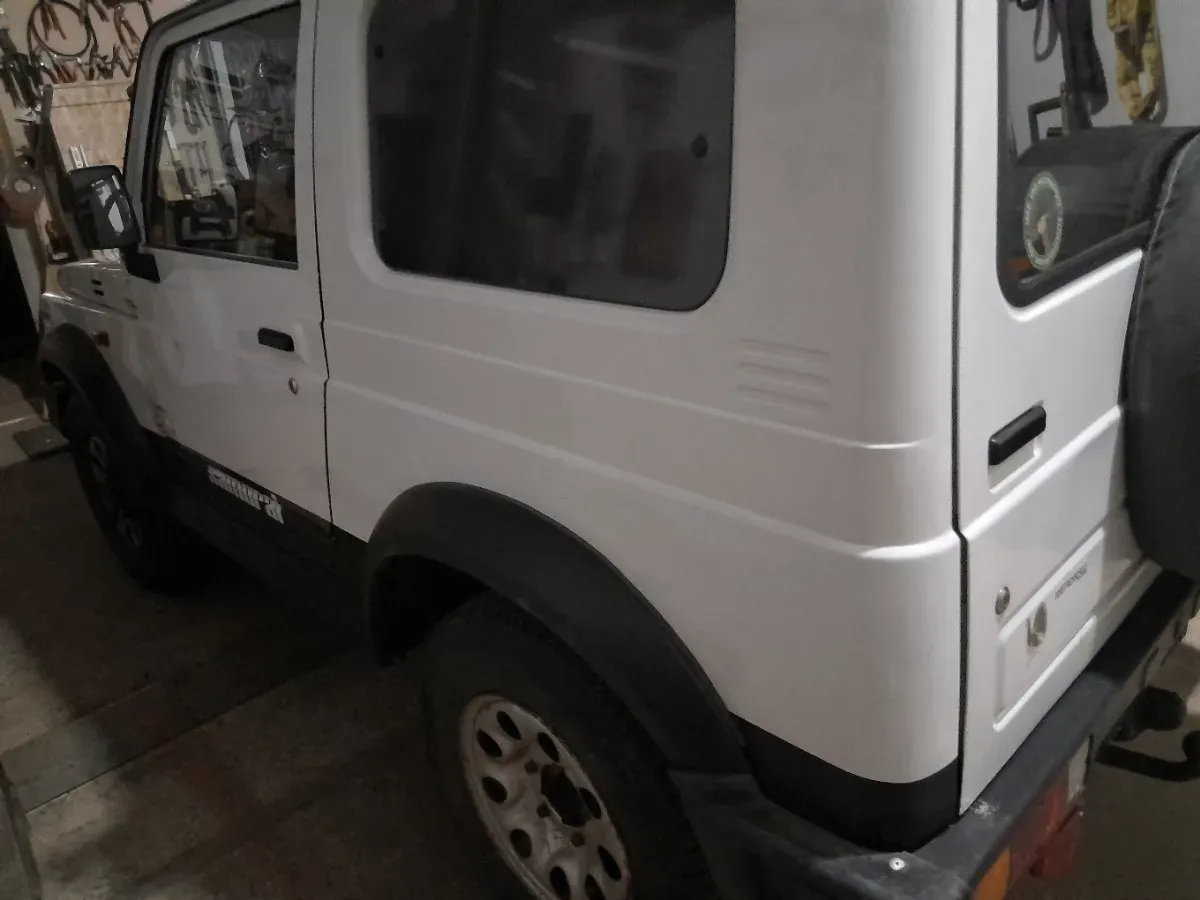 Suzuki Samurai 1995 photo 2
