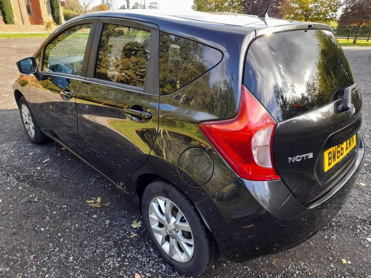 Nissan Note 2016 photo 4