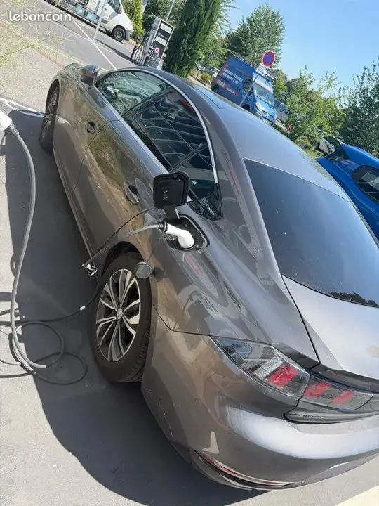 Peugeot 508 2019 photo 2