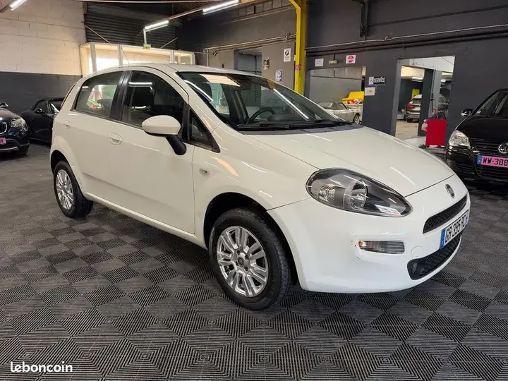 Fiat Punto 2013 photo 5