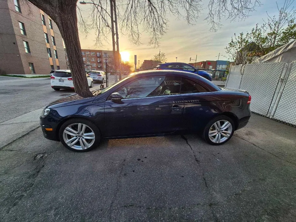Volkswagen Eos 2012 photo 5