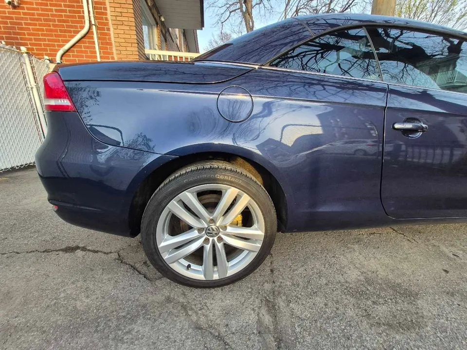 Volkswagen Eos 2012 photo 4