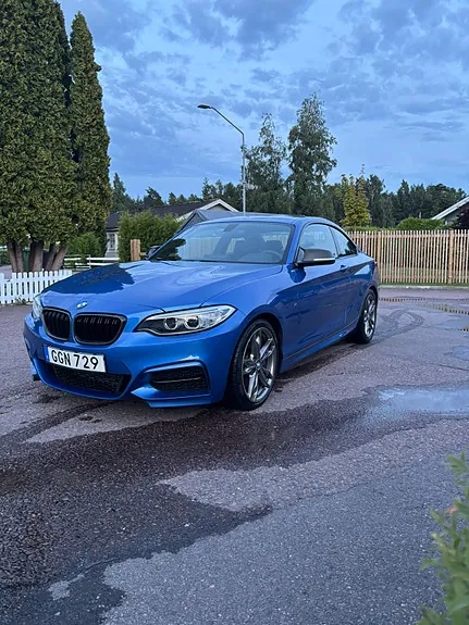 BMW M235I 2014 photo 2