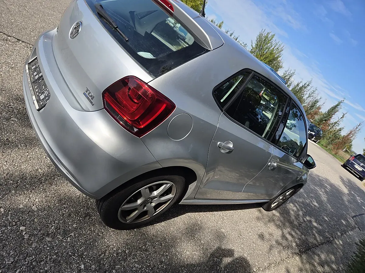Volkswagen Polo 2011 photo 3