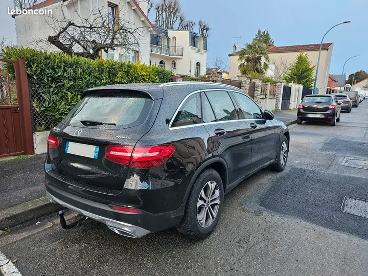 Mercedes-Benz Glc 2018 photo 2