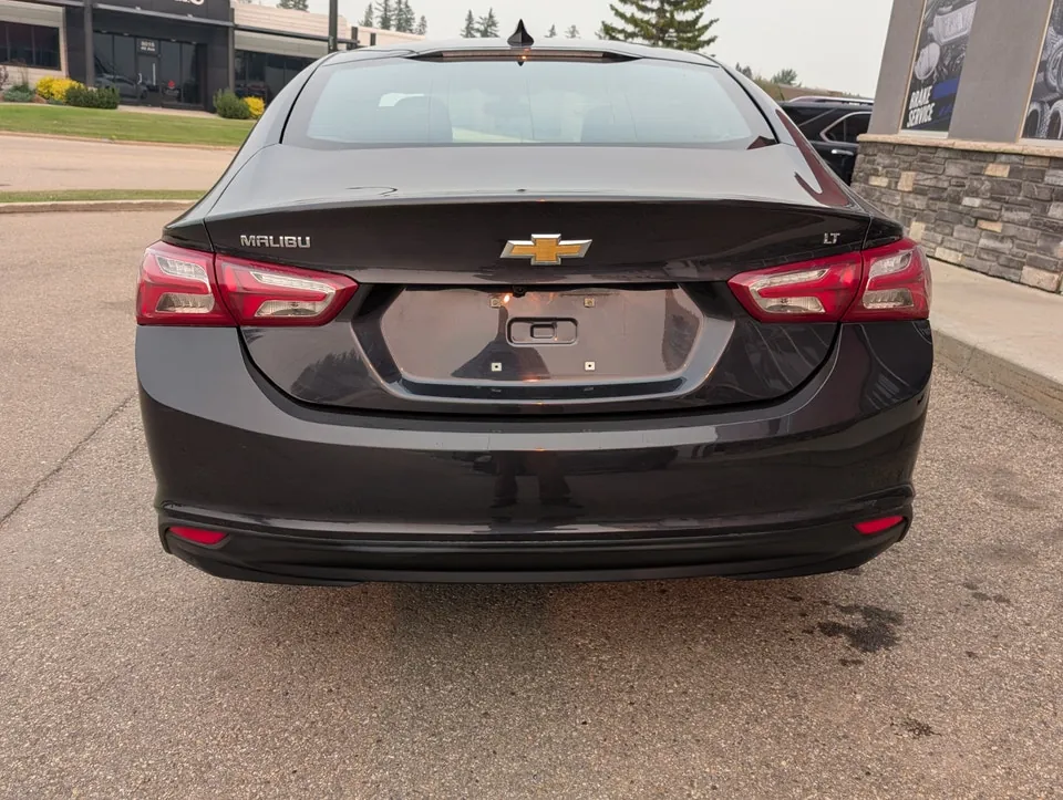 Chevrolet Malibu 2022 photo 4