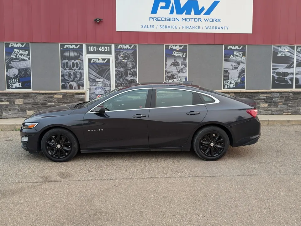 Chevrolet Malibu 2022 photo 2