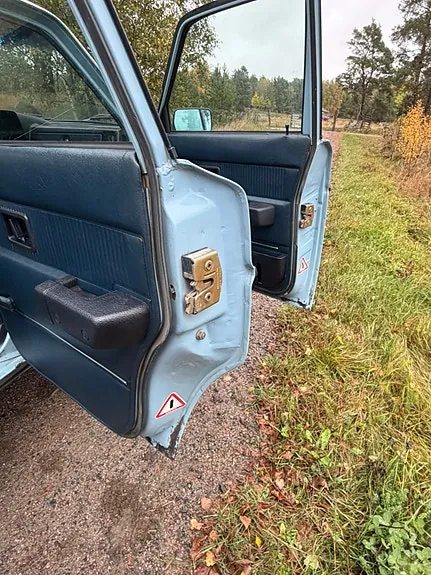 Volvo 240 1984 photo 2