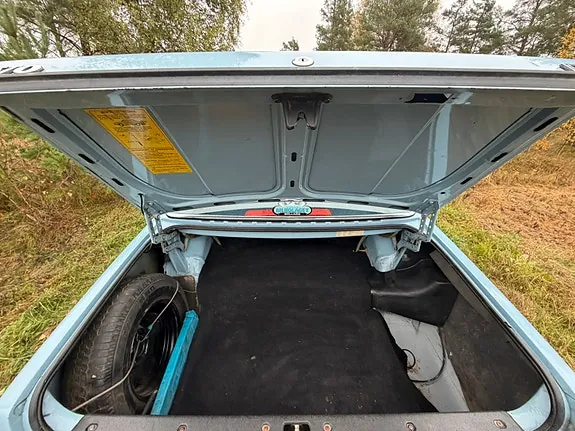 Volvo 240 1984 photo 3