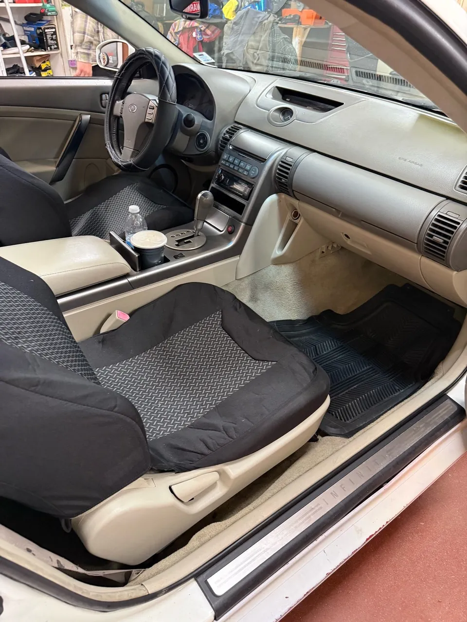 Infiniti G35 2004 photo 4