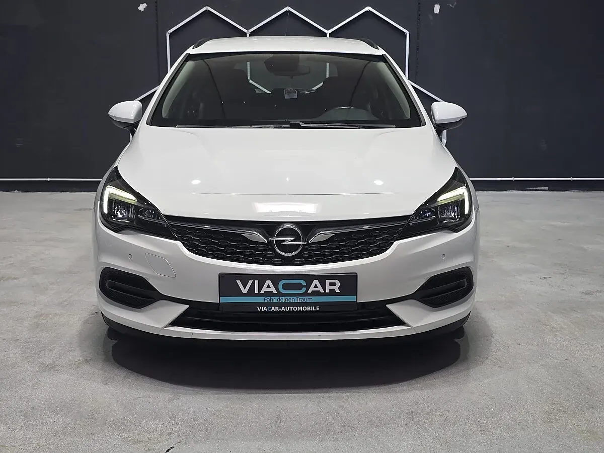 Opel Astra 2020 photo 3