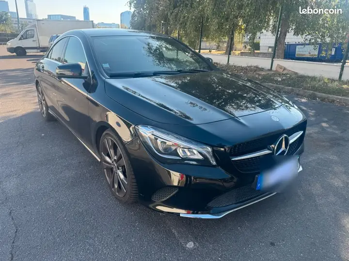 Mercedes-Benz Cla 200